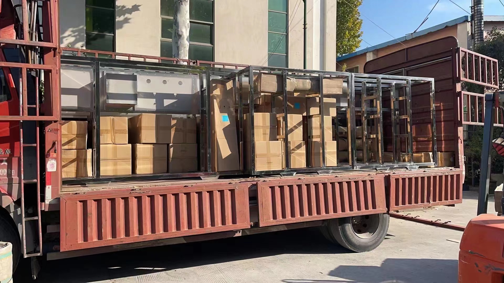 五套水處理設(shè)備發(fā)貨